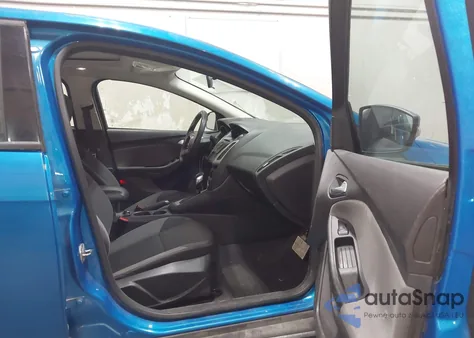 2014 Ford Focus Se из США, поврежденный, VIN 1FADP3F2XEL124098